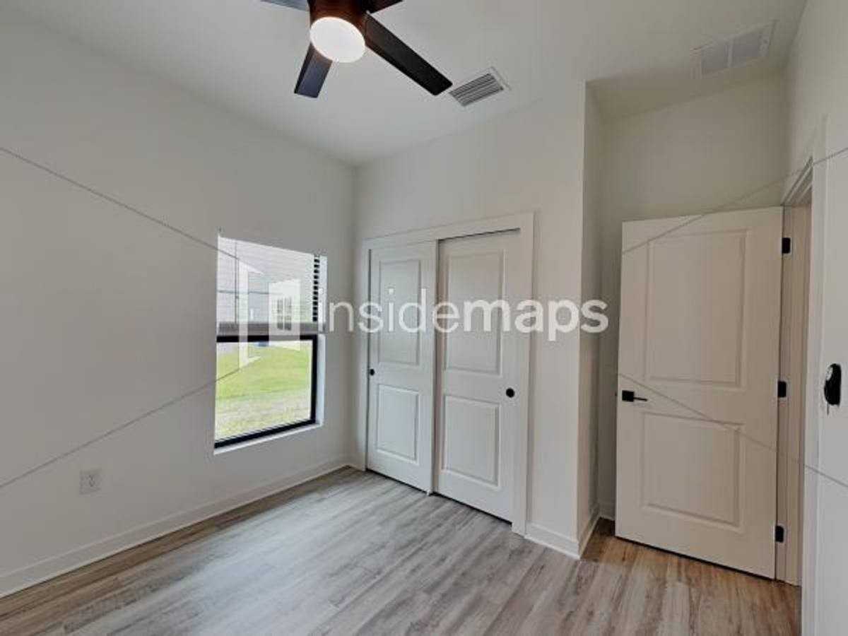 214 Ichabod Ave - Photo 7 of 10