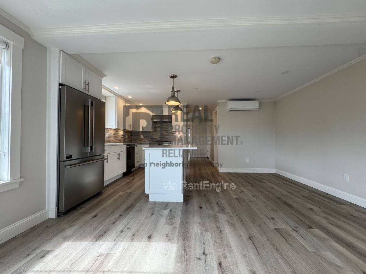 150 Merrimac St #H - Photo 2 of 10