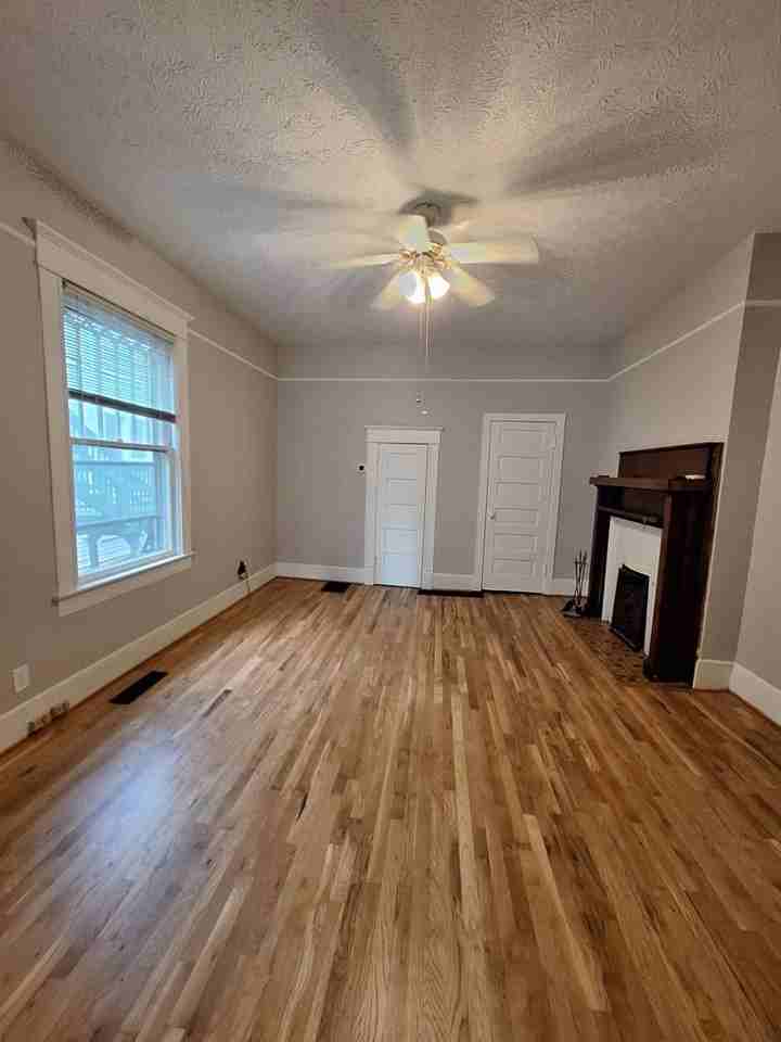 852 Monroe Dr Ne #2 - Photo 4 of 9