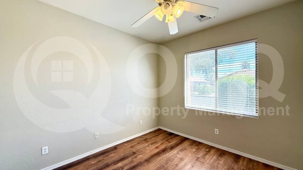4250 E Augusta Ave - Photo 3 of 10