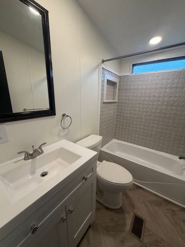 165 Valentine Ln - Photo 3 of 5