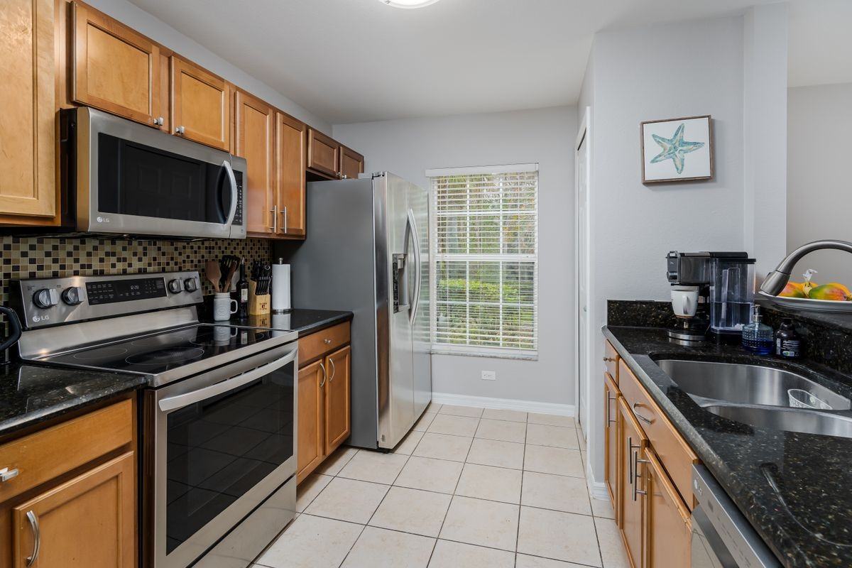9068 Gervais Cir ##210 - Photo 5 of 18