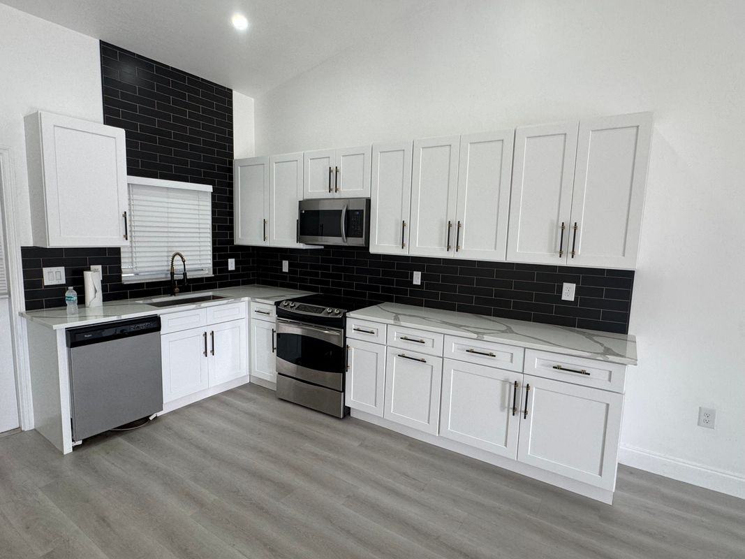 7296 Pebble Beach Rd - Photo 5 of 9