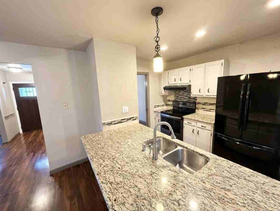 5315 El Tejano St - Photo 4 of 16