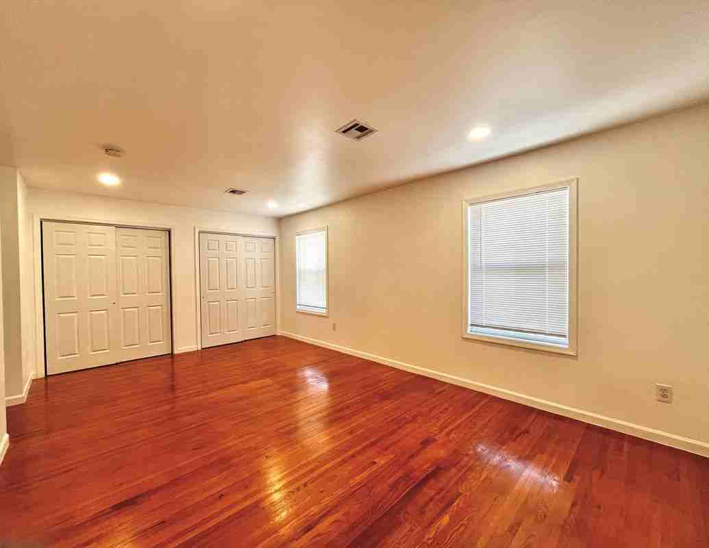 7100 Durham Ave ##2 - Photo 6 of 9