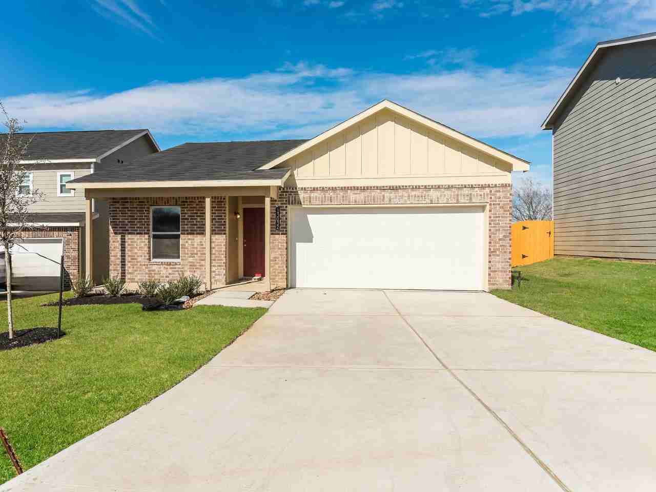 14208 Harlequine Dr