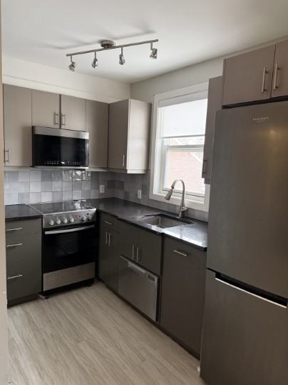 46 Nelson St - Photo 5 of 11