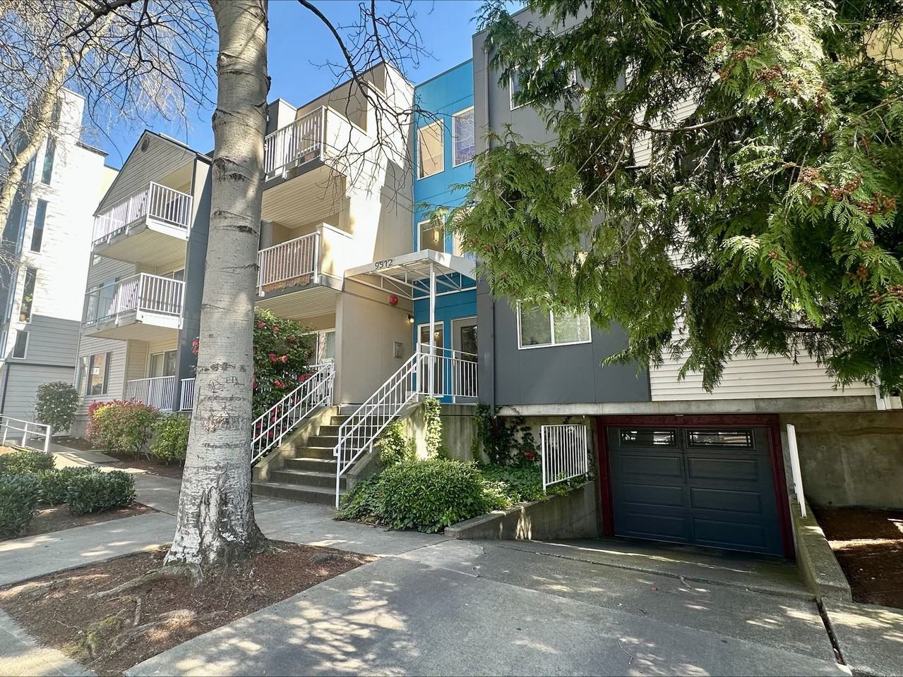 Interlake 21 - Photo 4 of 28