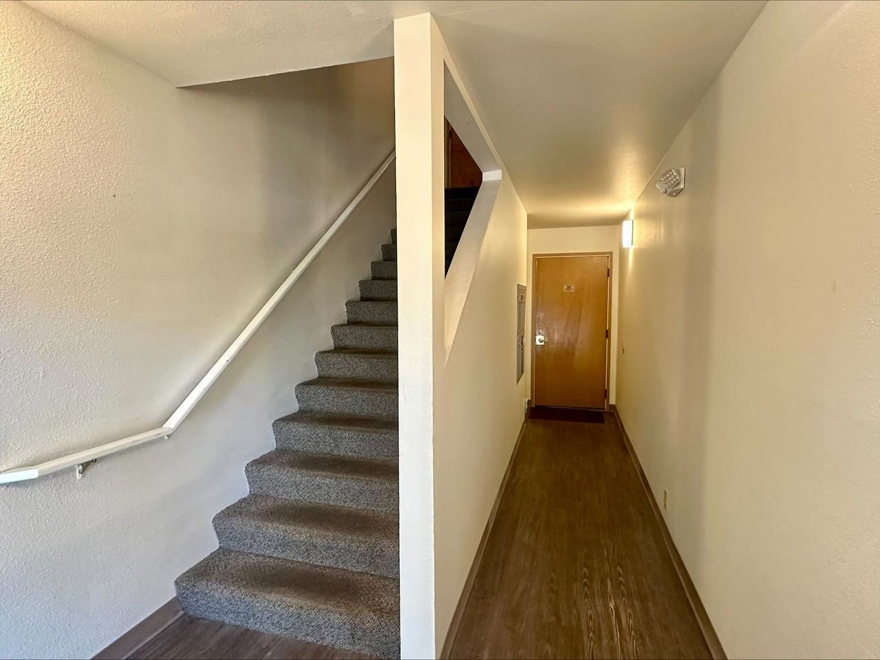 Interlake 21 - Photo 7 of 28