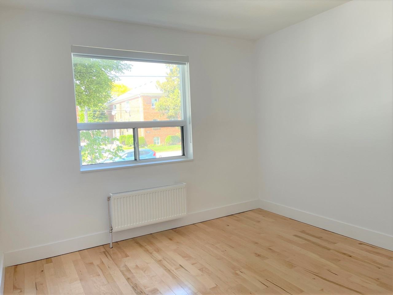 2901 St Clair Avenue East - Photo 5 of 11