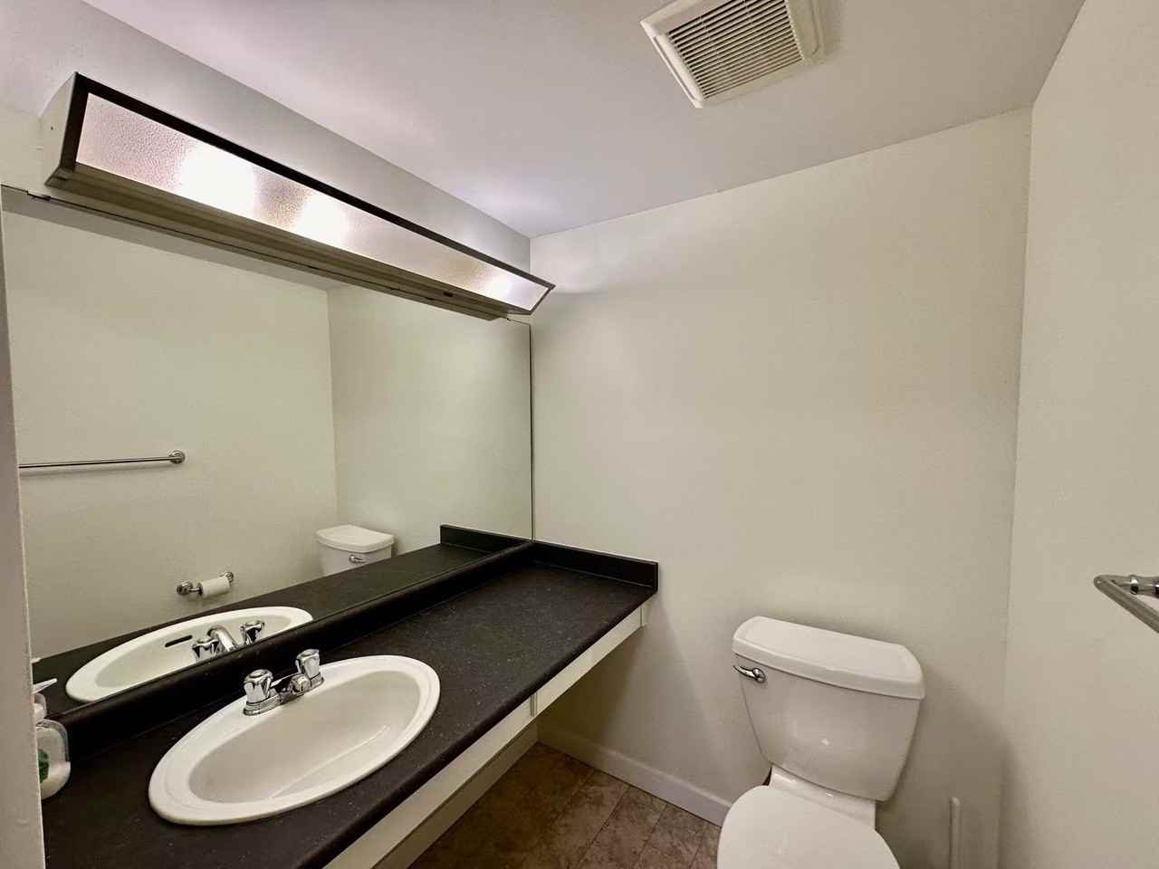 8600 Number 1 Road #105 - Photo 3 of 16