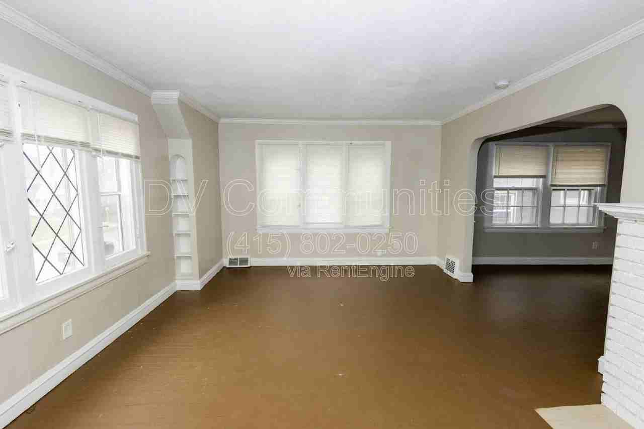 3579 Riedham Rd #UP - Photo 2 of 22