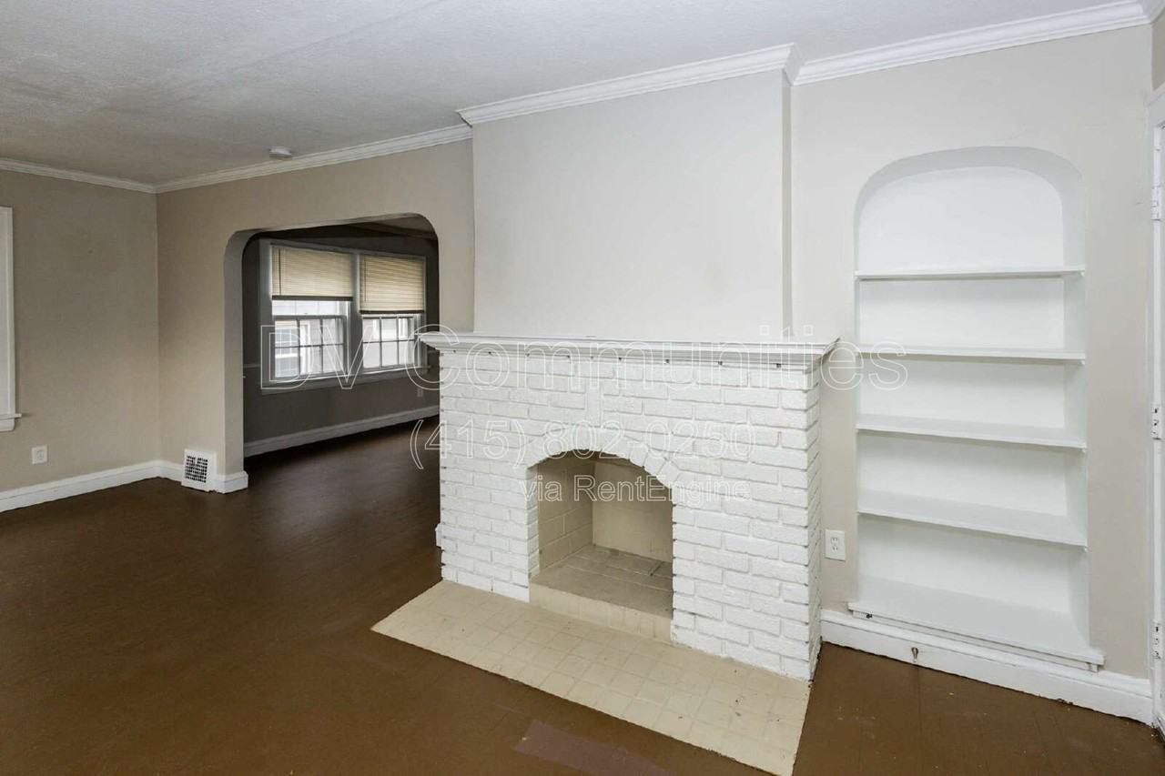 3579 Riedham Rd #UP - Photo 4 of 22