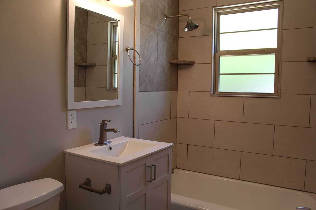 1701 Williams St #A - Photo 7 of 20