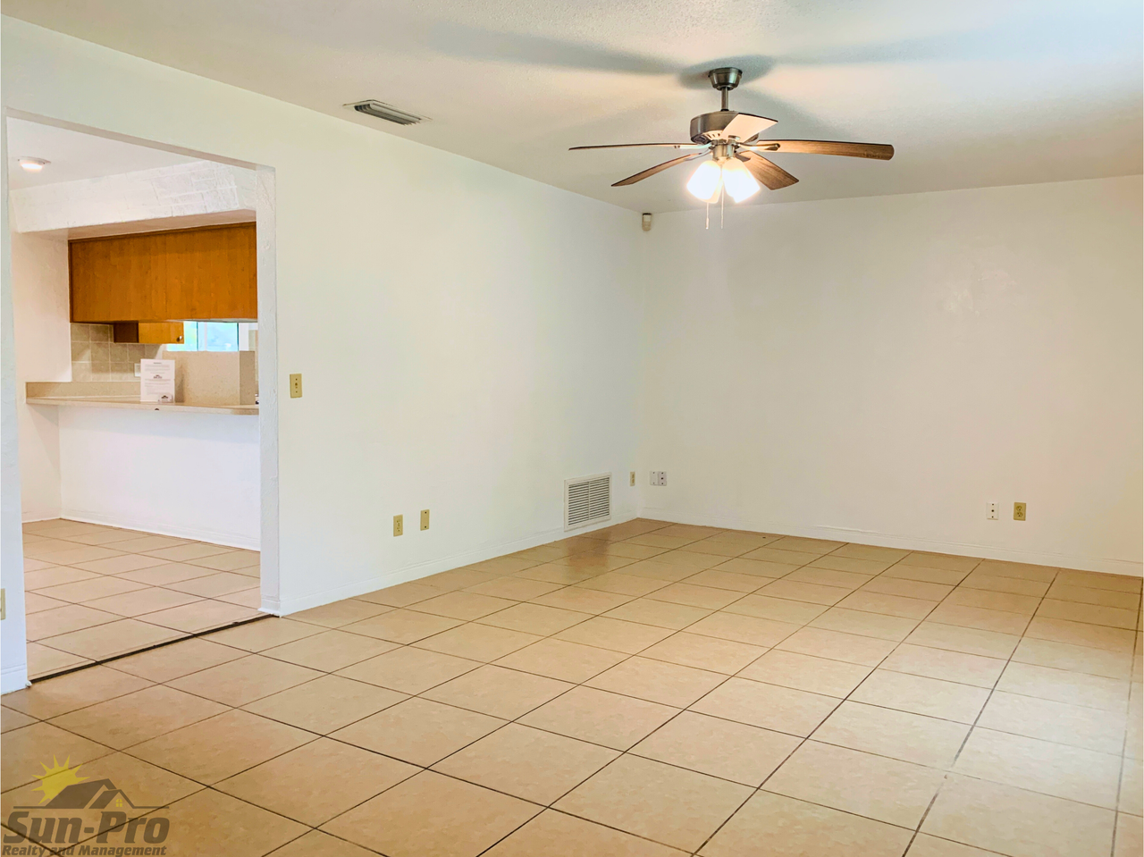 1505 Edgewater Rd - Photo 3 of 13