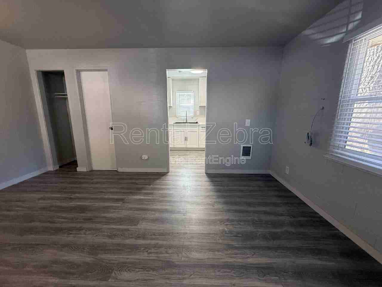 8301 Trout Ave #4 - Photo 6 of 16