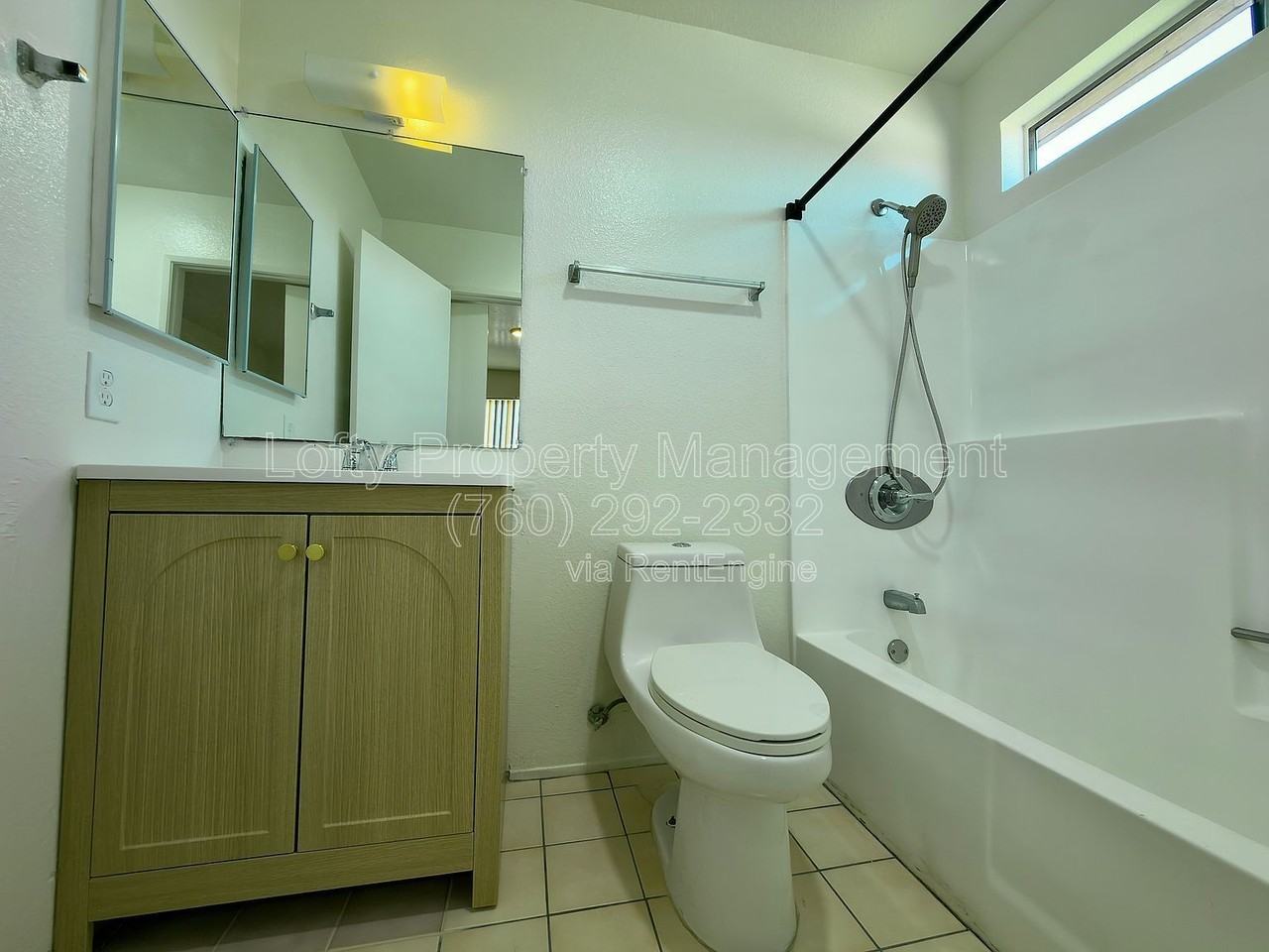 5260 Rex Ave #5 - Photo 5 of 13
