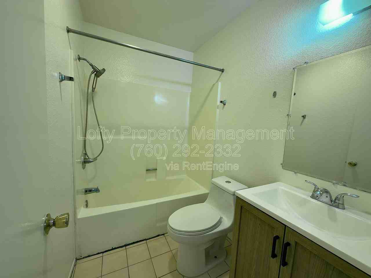 5260 Rex Ave #5 - Photo 6 of 13