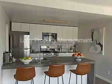 345 N Melrose Dr #F - Photo 2 of 9