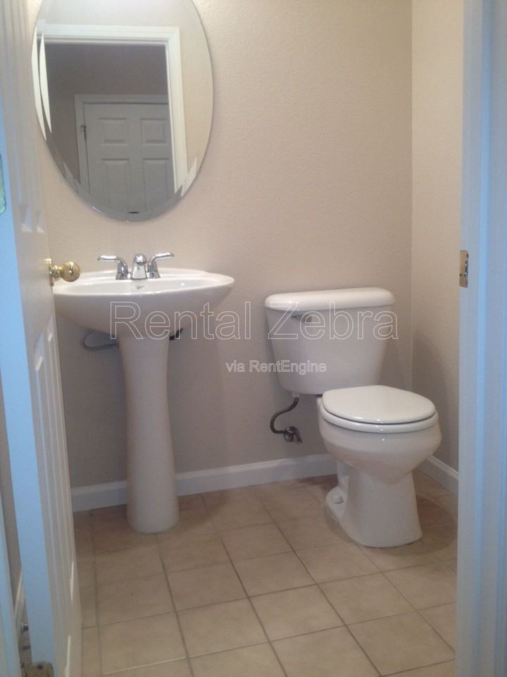 103 Pelican St - Photo 7 of 15