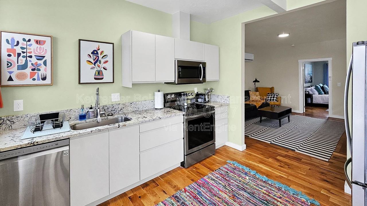 1318 N 11th St #1318N11th - Photo 7 of 13