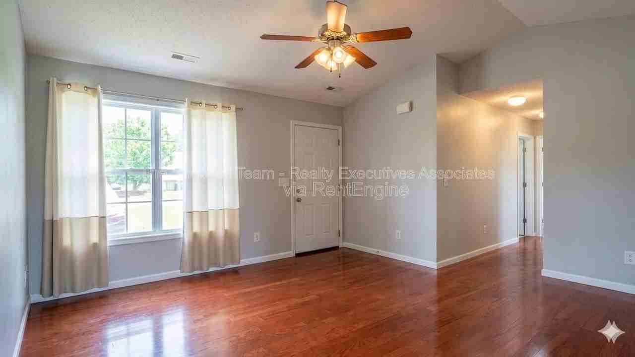 6017 Friendship Ln - Photo 2 of 14