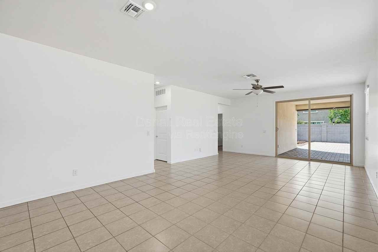 13300 N 141st Ln - Photo 3 of 50