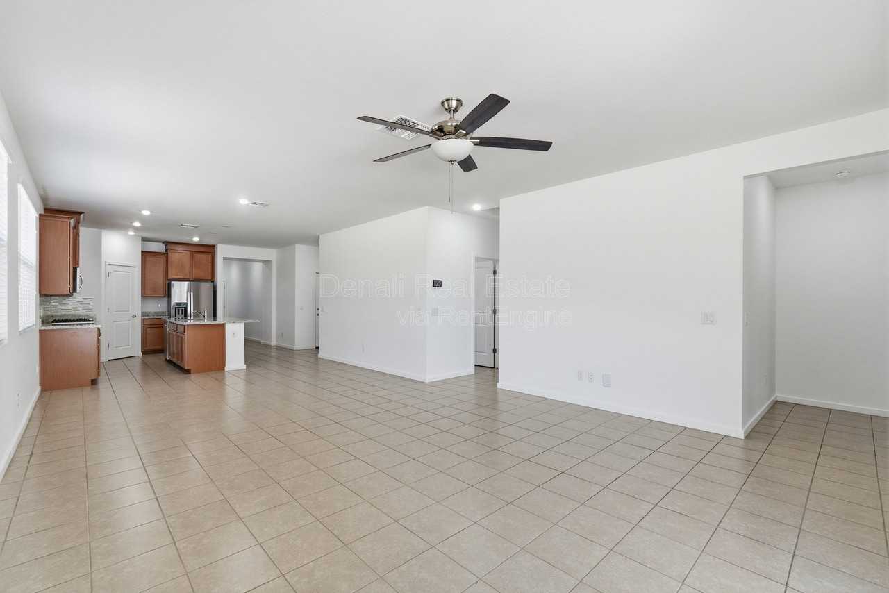 13300 N 141st Ln - Photo 6 of 50