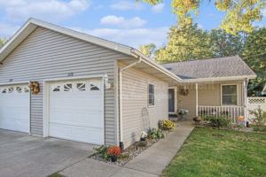 featured image of 239 Lovell #237