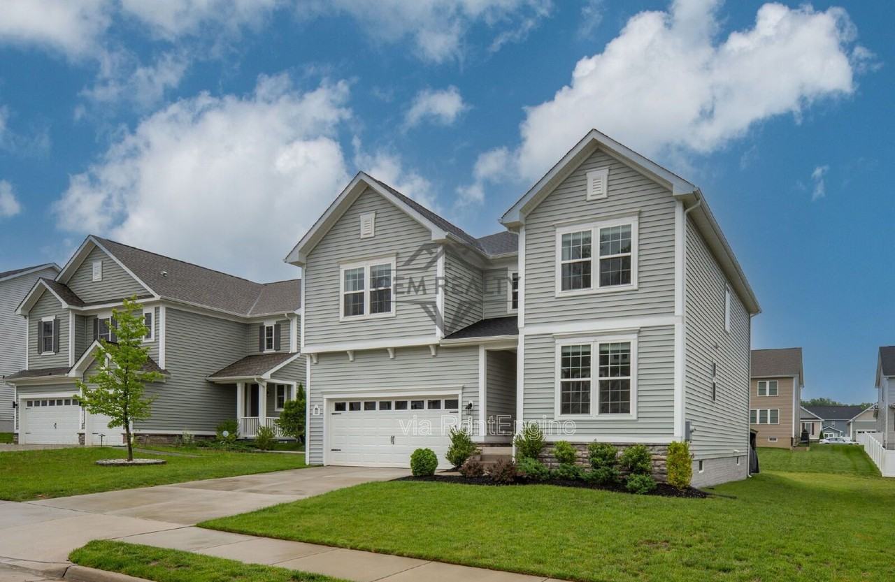 7812 Bexley Ln - Photo 4 of 50