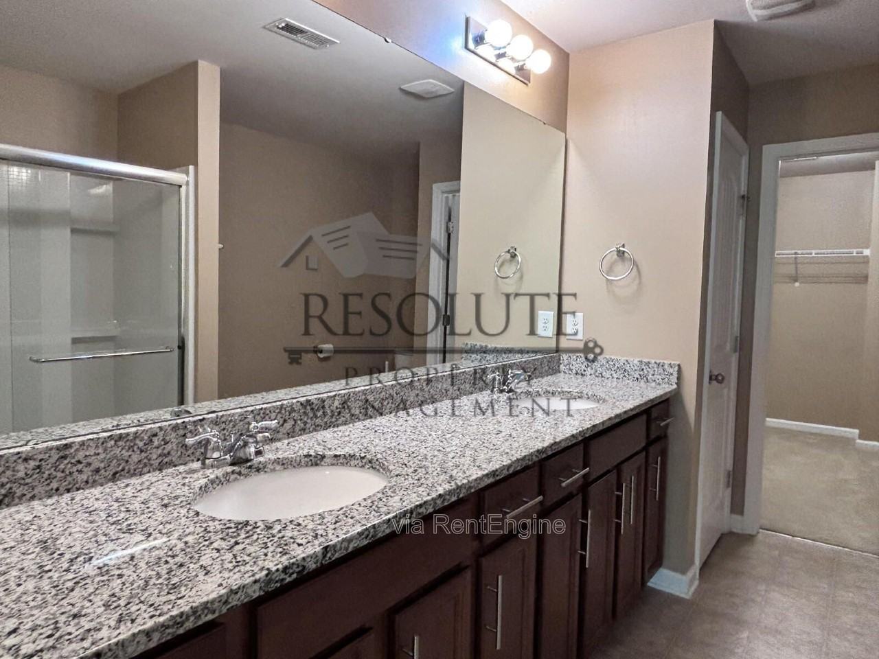 240 Lynchwick Ln - Photo 7 of 18