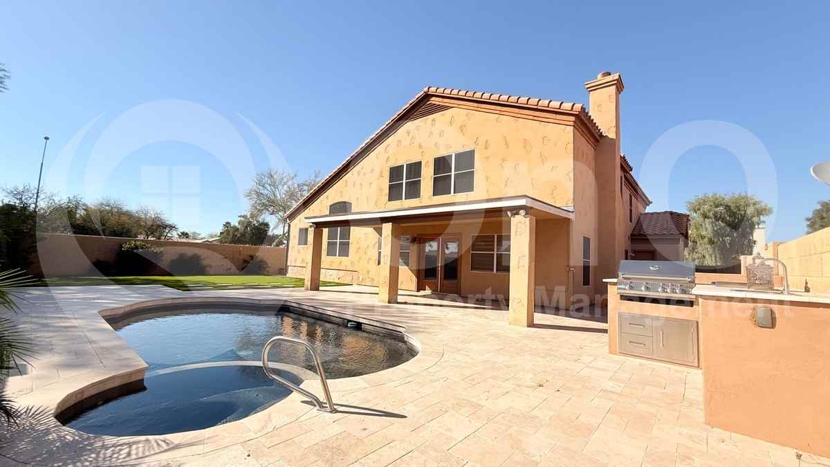 9405 E Presidio Rd - Photo 4 of 42