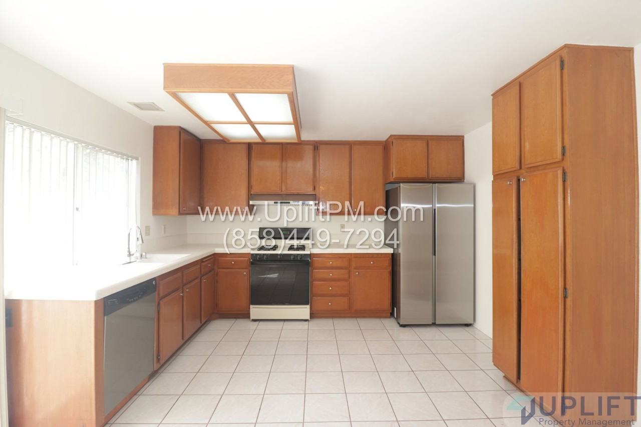 10363 Penrod Ln - Photo 6 of 18