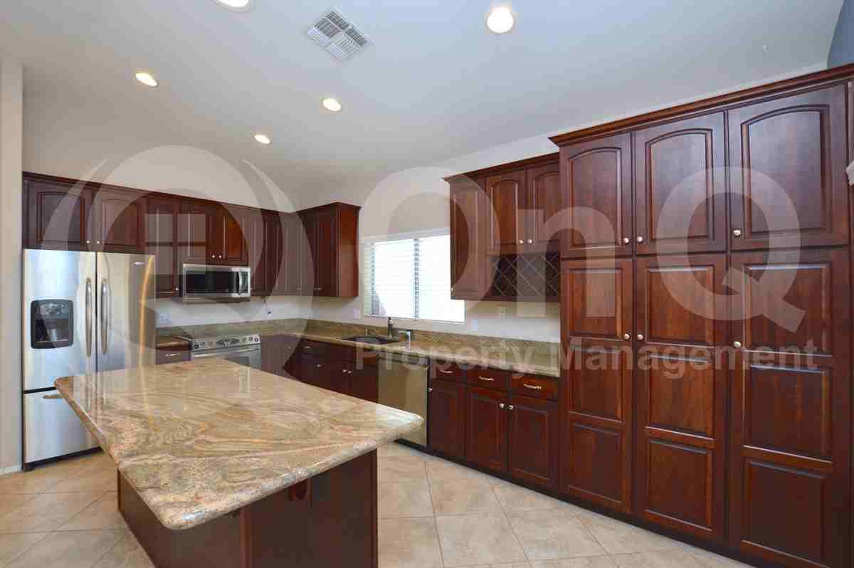 4734 E Charleston Ave - Photo 3 of 23