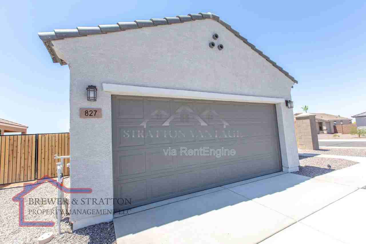 827 W Nova Pl - Photo 7 of 33