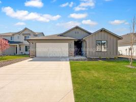 featured image of 2415 N Silver Wolf Pl