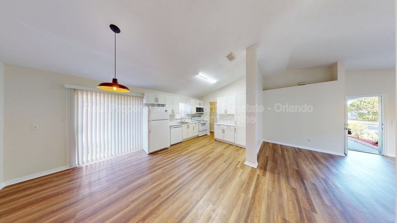 9719 Red Clover Ave - Photo 5 of 20