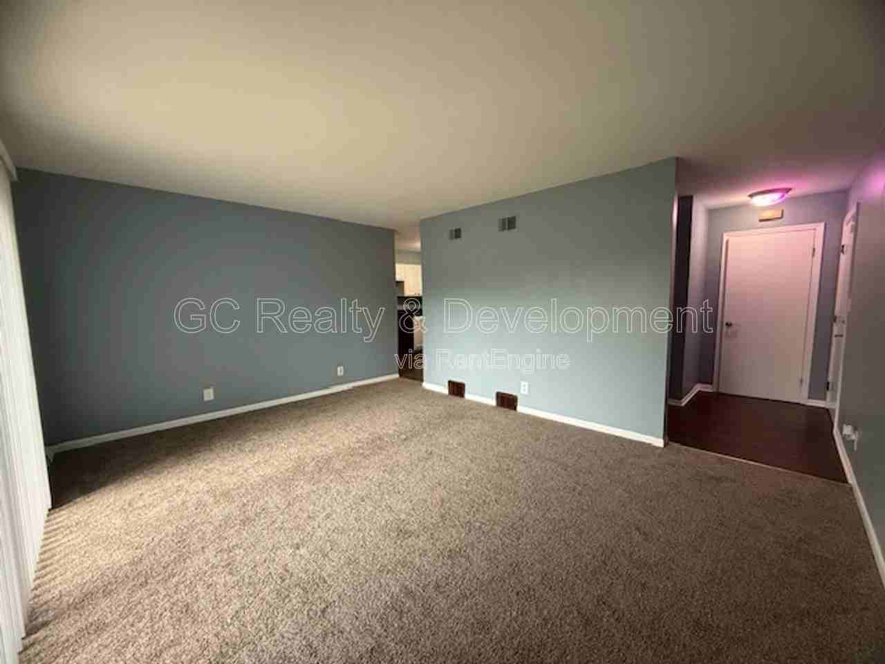 7 Simpson St #A - Photo 3 of 15