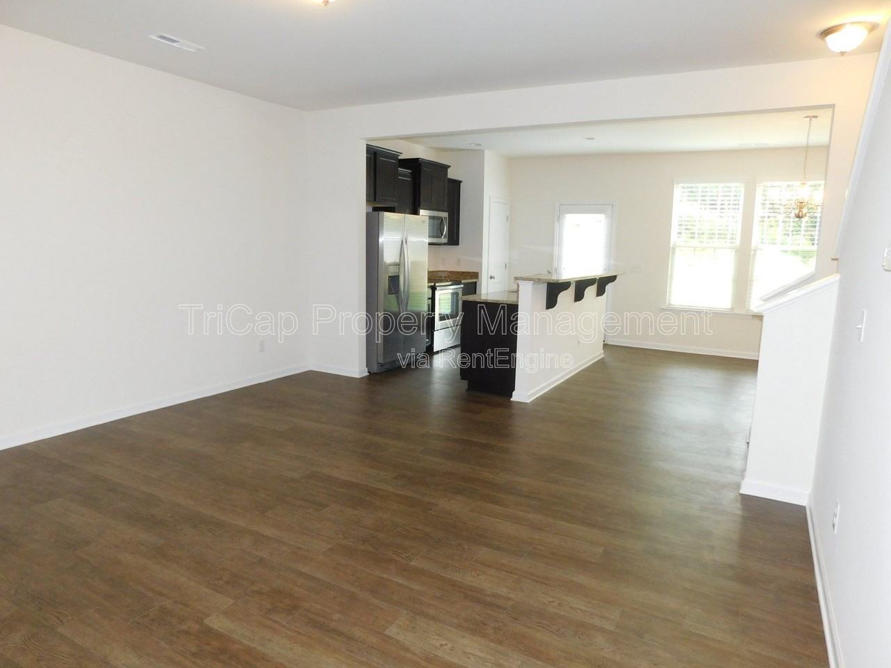 5041 Eagle Stone Ln - Photo 4 of 34