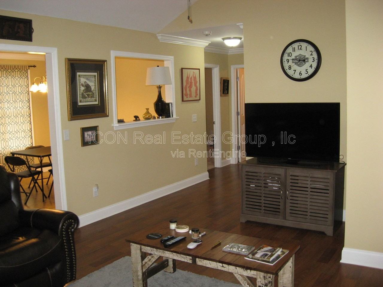 285 Erica Ln Se - Photo 4 of 13