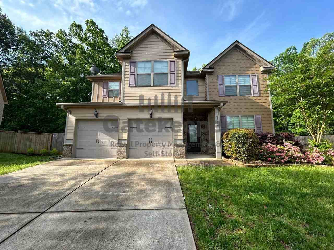 124 Village Pl - Photo 3 of 31