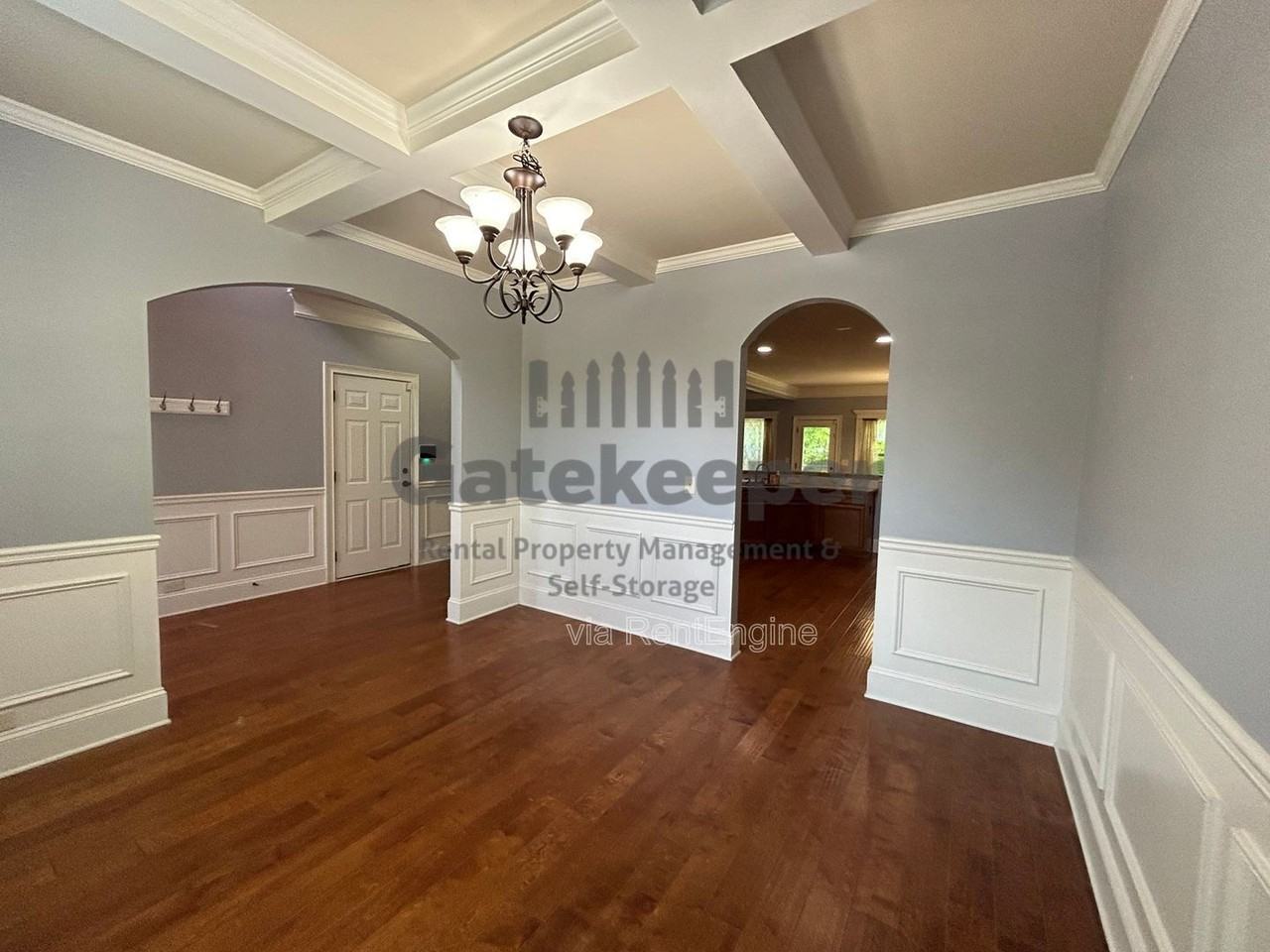 124 Village Pl - Photo 6 of 31