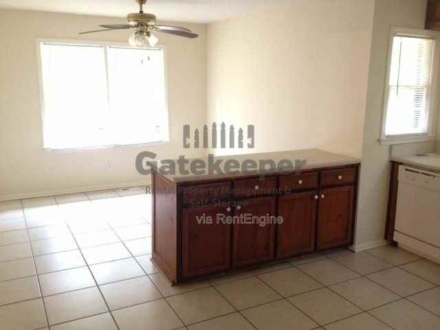 125 Elberta Dr - Photo 6 of 9