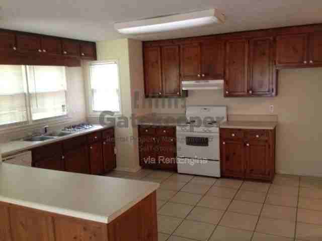 125 Elberta Dr - Photo 7 of 9