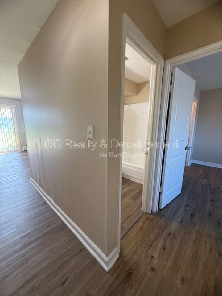 808 W College Blvd #101 - Photo 6 of 11