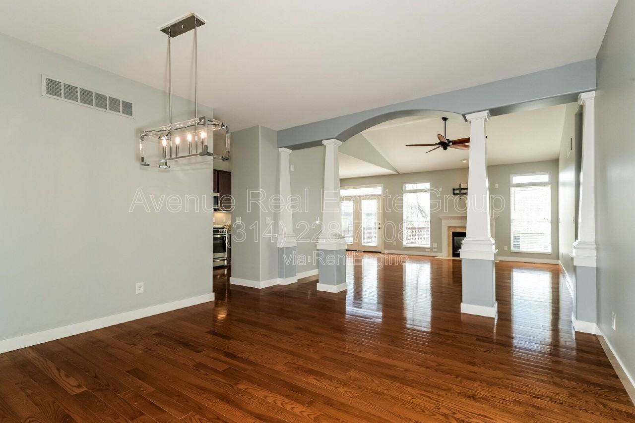 730 Sunset Ln - Photo 6 of 23