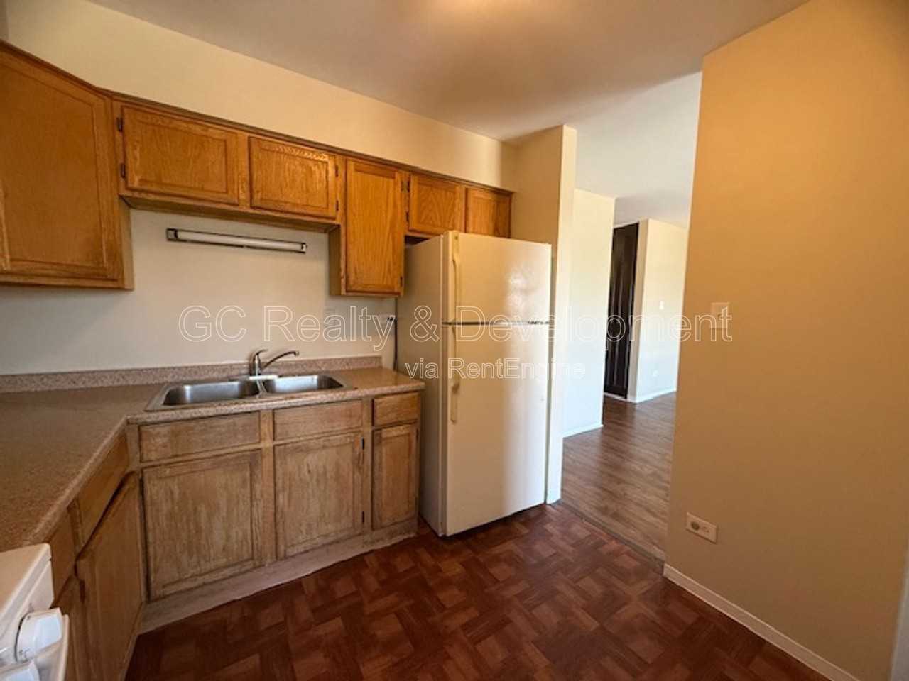 847 W College Blvd #301 - Photo 6 of 14