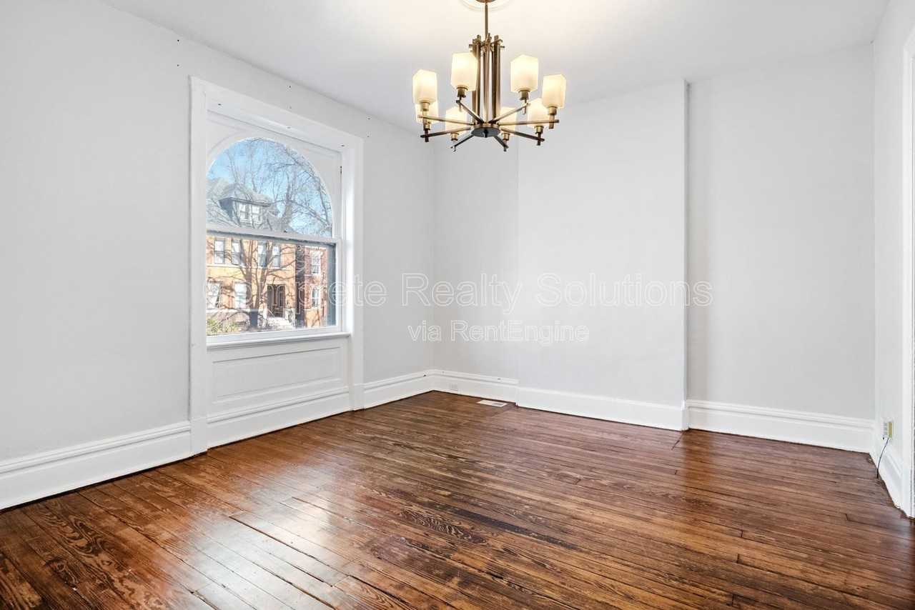 4222 Cleveland Ave #4220-1stFL - Photo 7 of 22