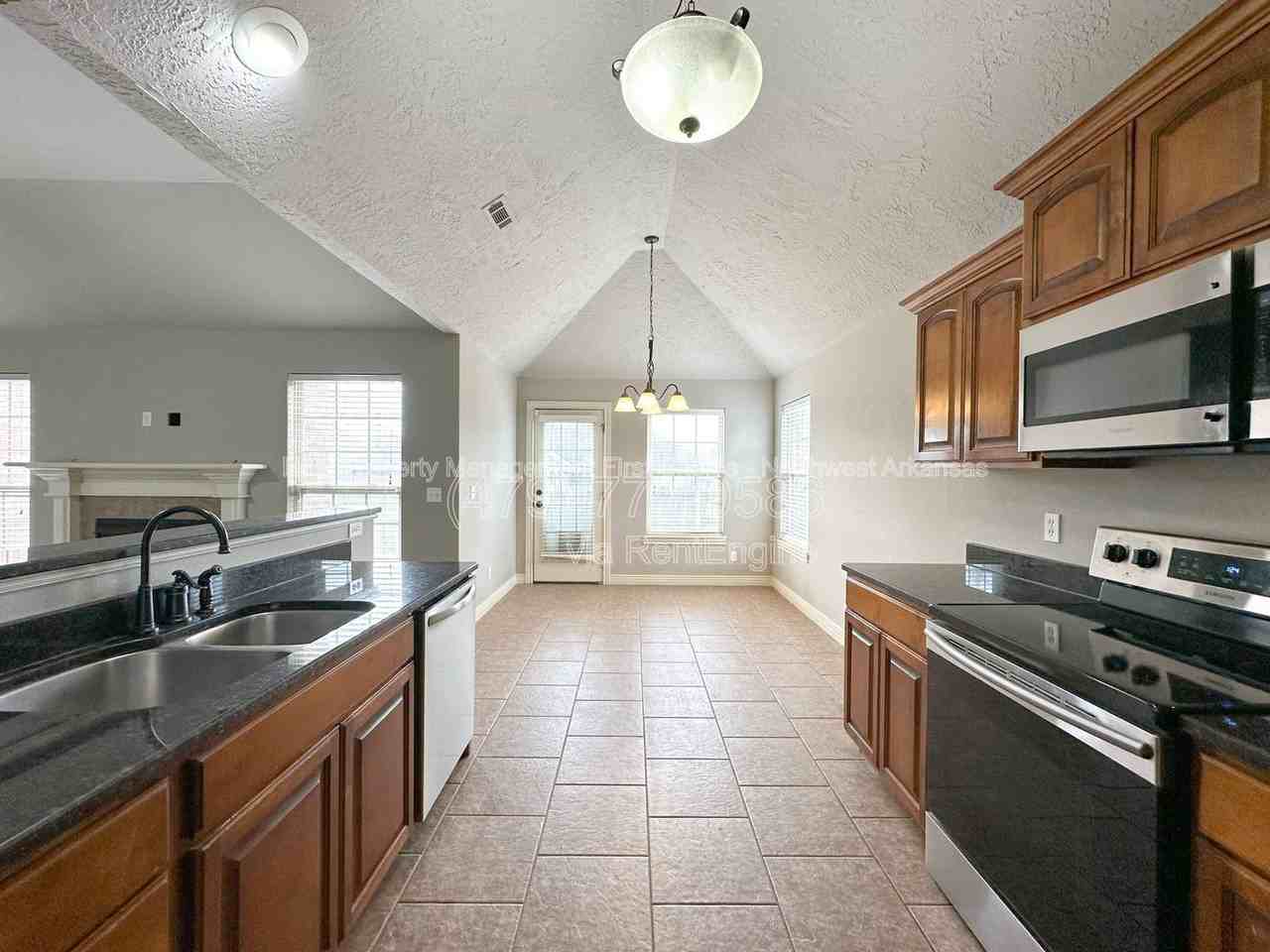 4093 W Song Bird Pl - Photo 5 of 19