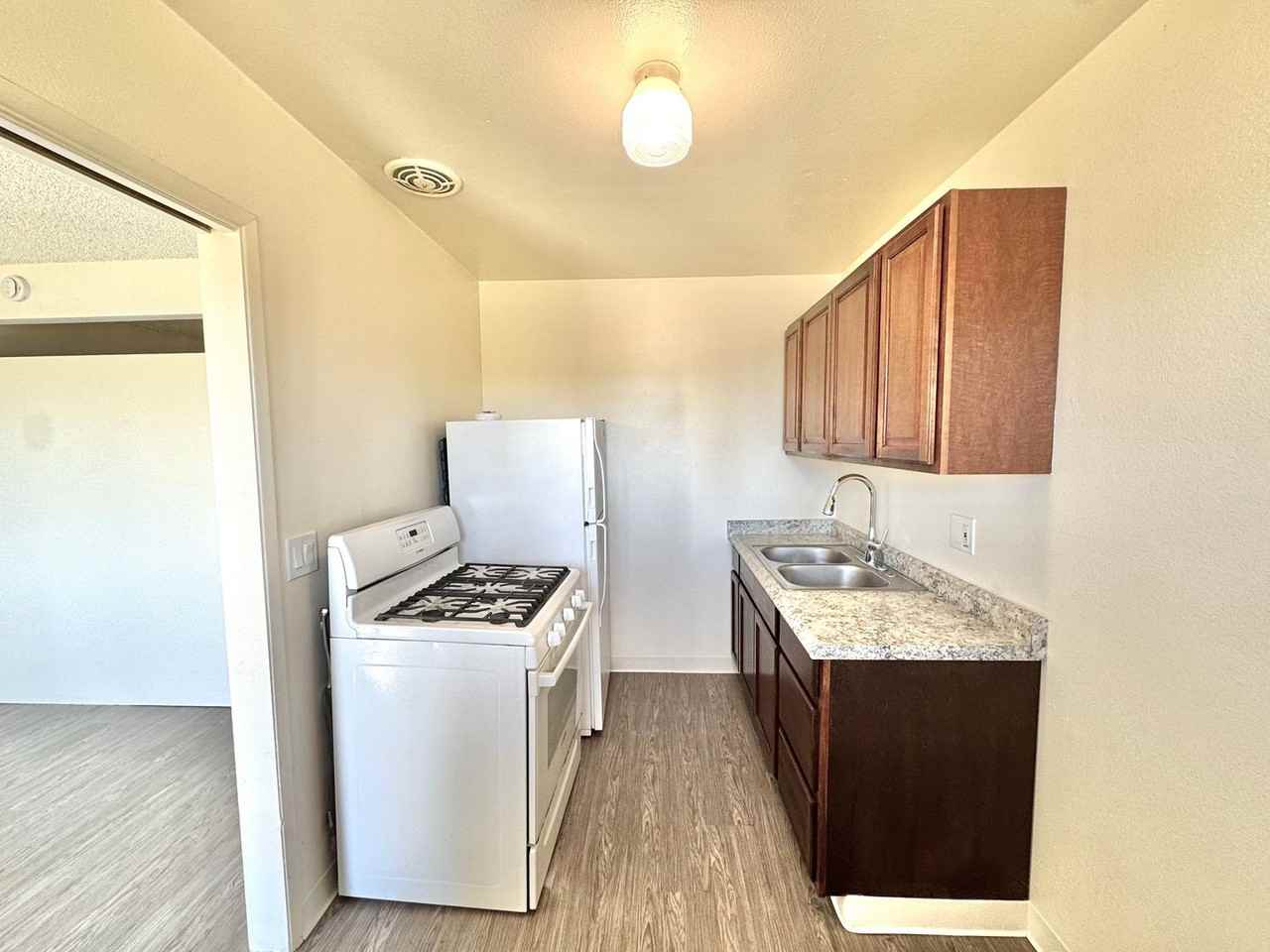 7821 Linda Vista Road - Photo 3 of 50